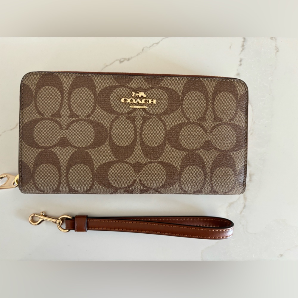 Coach wallet